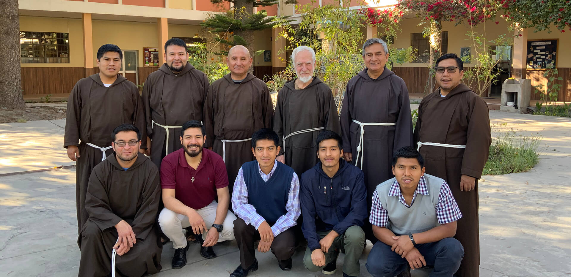 Fraternidad Madre de Misericordia - Arequipa
